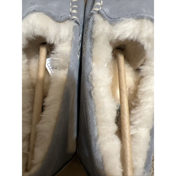 Size 6 UGG Ansley Women's Slipper Suede Light Grey - Picture 7 of 10